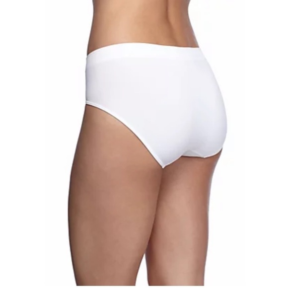 NWT Bali Allover Smooth Hipster in White - Picture 2 of 4